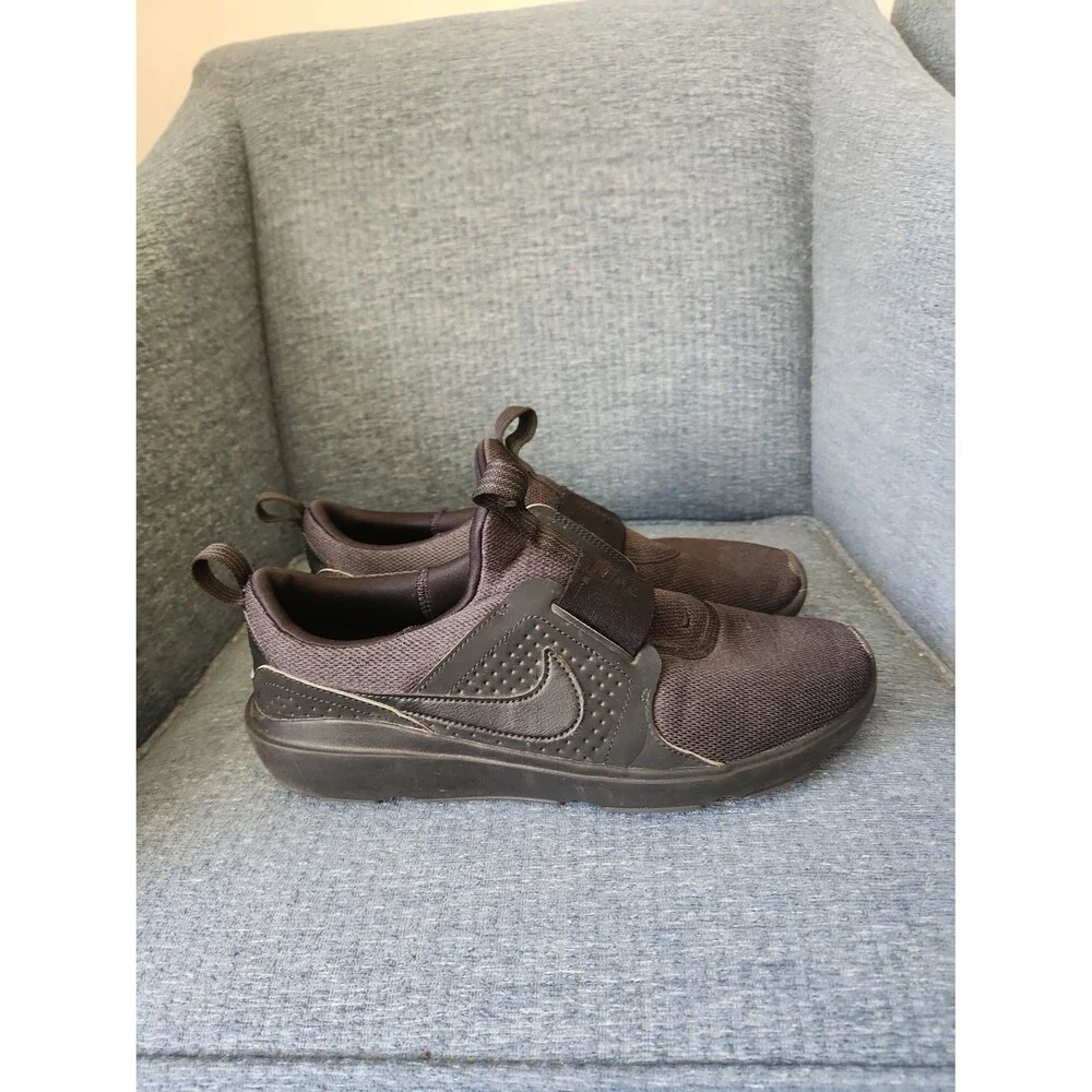 Nike Women's AD Comfort Triple Black Slip-on Shoes Size 10